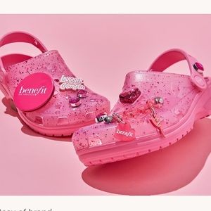 CROCS x Benefit